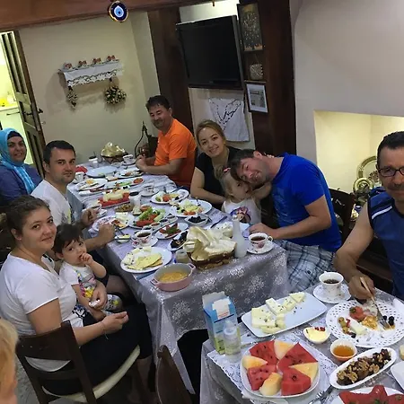 Papazin Konagi Guest house
